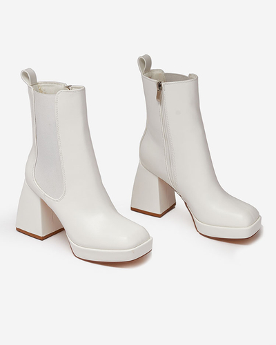 Royalfashion Biele dámske čižmy Farhera