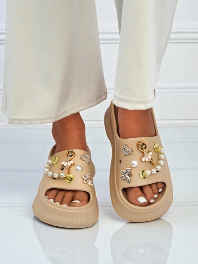 Royalfashion Dámske gumové sandále s ozdobami Slash Glam