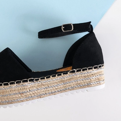 OUTLET Čierne dámske sandále a'la espadrilky na platforme Indira - Topánky