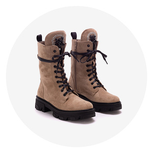 khaki || svetlohnedá