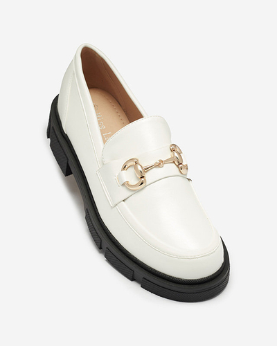 OUTLET Biele dámske poltopánky s ozdobou na priehlavku Veteca - Obuv