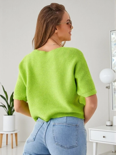 Royalfashion Dámsky krátky sveter z bavlny s motýľmi