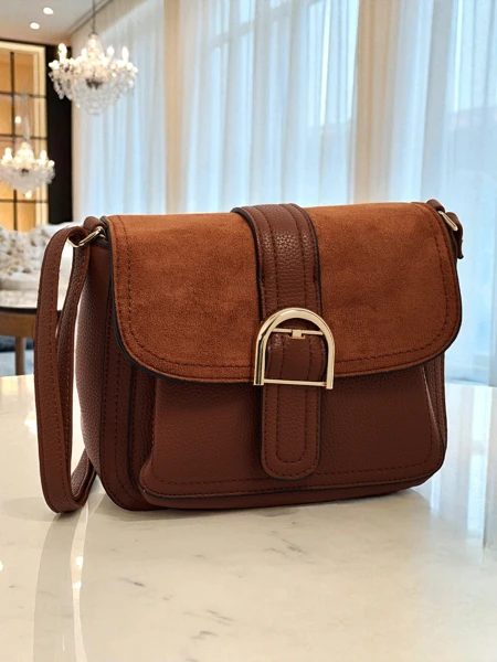 Majhna ženska torbica iz eko usnja Karelia