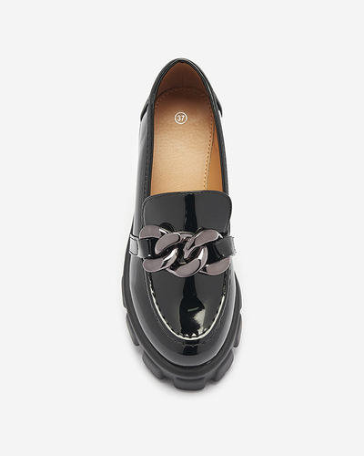 OUTLET Čierne dámske mokasíny z ekokože s ornamentom Ivabos- Obuv