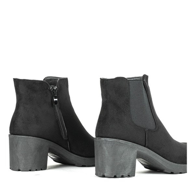 Čierne čižmy na vyššom stĺpiku Saviene - Obuv