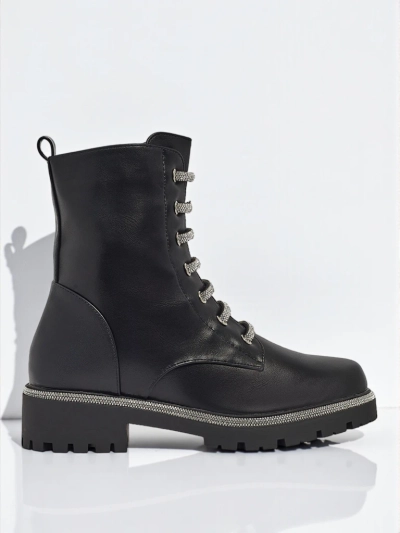 Ženski gležnarji Lunara iz eko usnja z vezalkami