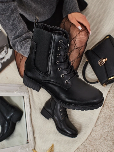 Eko usnjeni ženski gležnarji z vezalkami Oslynne