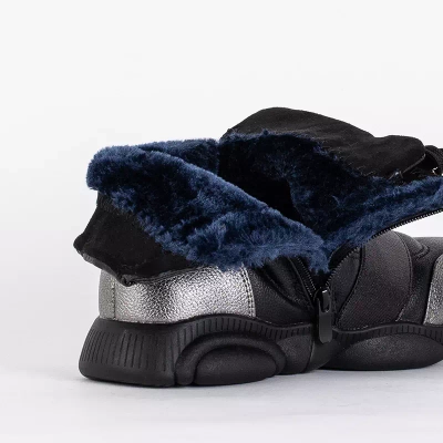 OUTLET Čierne detské čižmy so striebornými vsadkami Kaliaso - Obuv