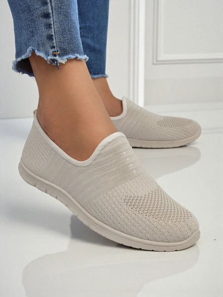 Ženski mokasini Callista bež iz zračne tkanine pomlad poletje