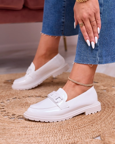 Royalfashion Biele lakované mokasíny pre ženy Dafench