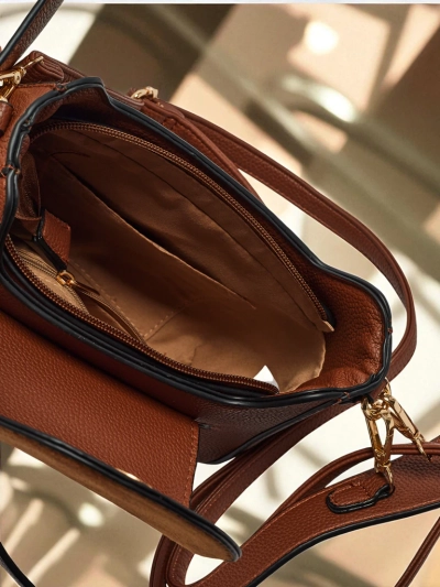 Majhna ženska torbica iz eko usnja Golden Whisper