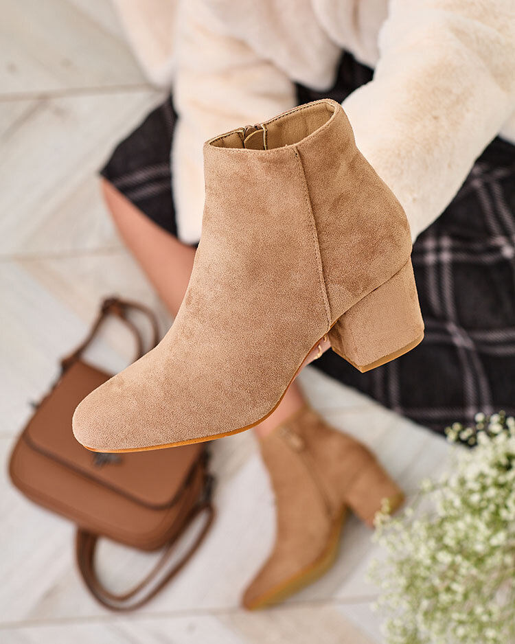 Royalfashion Svetlohnedé dámske nízke čižmy Referra