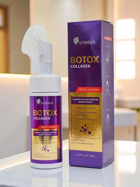 Čistiaca a hydratačná pleťová pena s kolagénom a kefkou