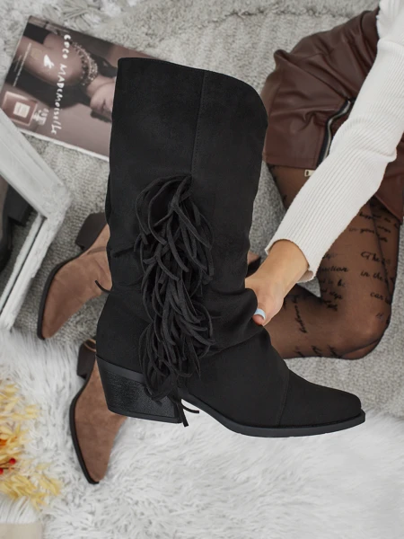 Ženski kavbojski škornji s peto in resicami Selva