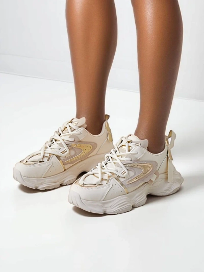 Royalfashion Dámske športové tenisky na hrubšej podrážke Quua