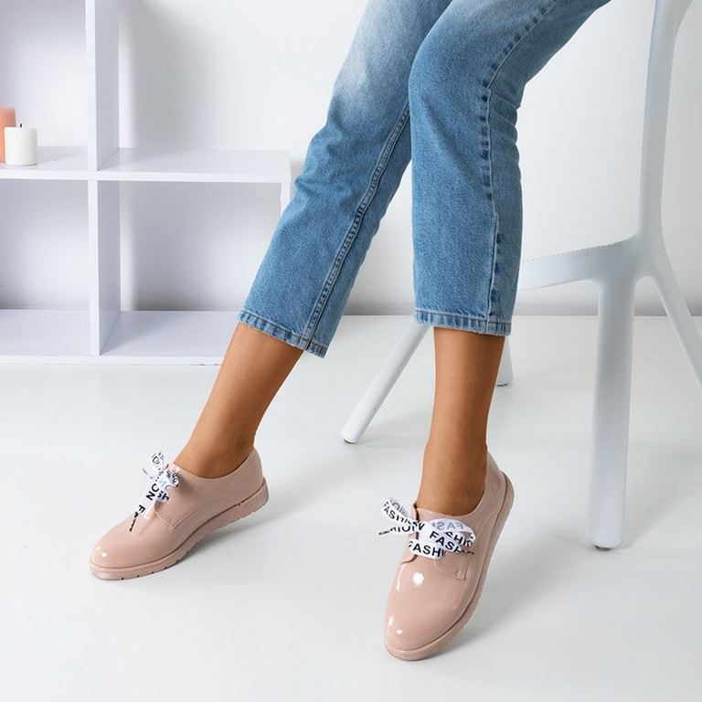 Dámske topánky v práškovej farbe lakované stuhou Ninetti - Obuv