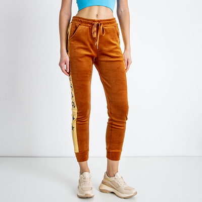 Dámske hnedé tepláky so zlatými pruhmi - Oblečenie