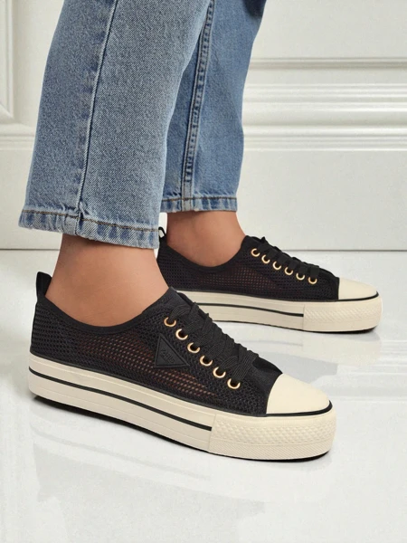 Melania Nero – ženski športni copati iz mrežaste tkanine na ravnem podplatu 3 cm