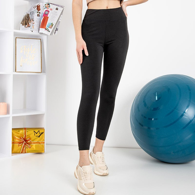 Čierne dámske legíny - oblečenie