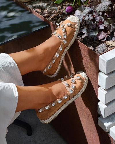 OUTLET Royalfashion Dámske espadrilky s kryštálmi v ťavej farbe Wamba