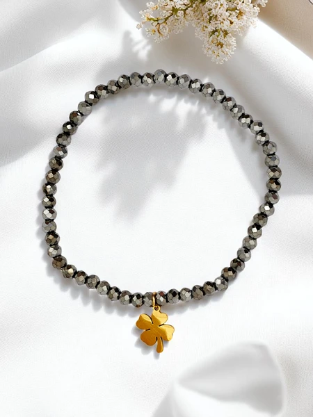 Royalfashion Dámsky náramok s príveskom v tvare štvorlístka