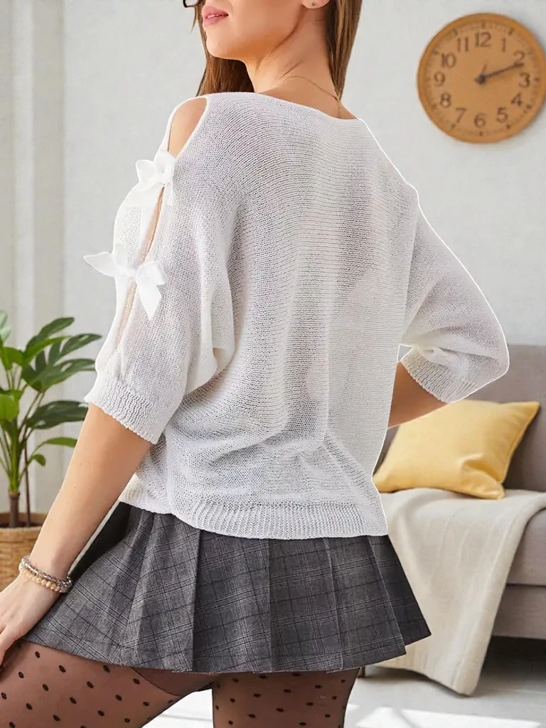 Bluzka Damska Flora Biała z Odkrytymi Ramionami na Lato