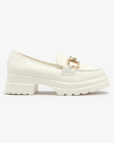 Biele dámske mokasíny so zlatým zdobením Riasse - Obuv