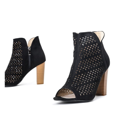 Czarne botki na słupku Alenaliane - Obuwie 