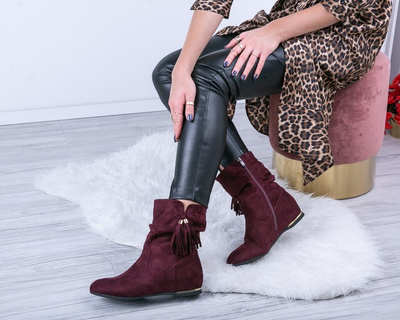 Botki na krytym koturnie w kolorze bordowym Lovely Obuwie