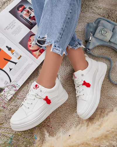 Biele tenisky na platforme s kľúčenkou Street Spirit