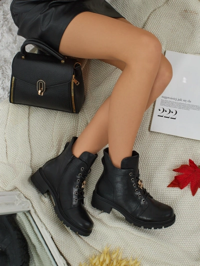 Eko usnjeni ženski gležnarji z vezalkami Veltih