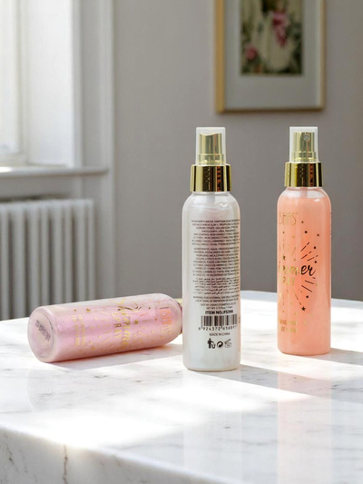 USHAS Summer Spray – Tekutý rozjasňovač na tvár a telo Biela
