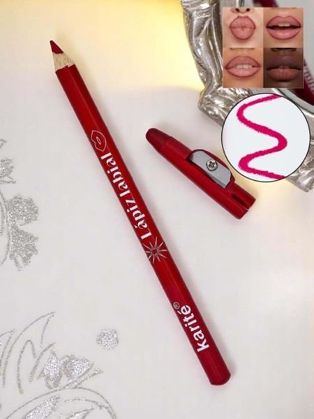 Pery na pery s orezávátkom v odtieni vínovej izby