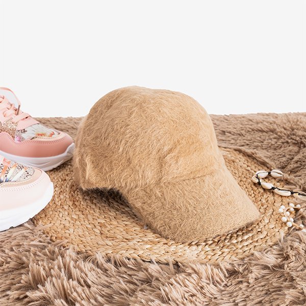 Hnedá kožušinová čiapka so šiltom - Čiapky