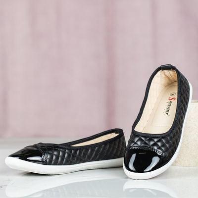 Čierne slip on s prešívaným zvrškom Fatima - Obuv