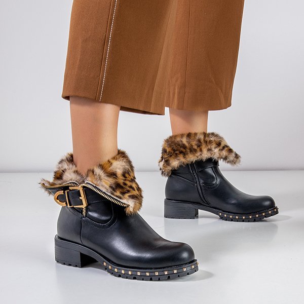 Rahelove čierne ploché topánky na opätku - Obuv