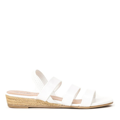 Bílé sandály na nízkém klínu Gracie - Obuv 1