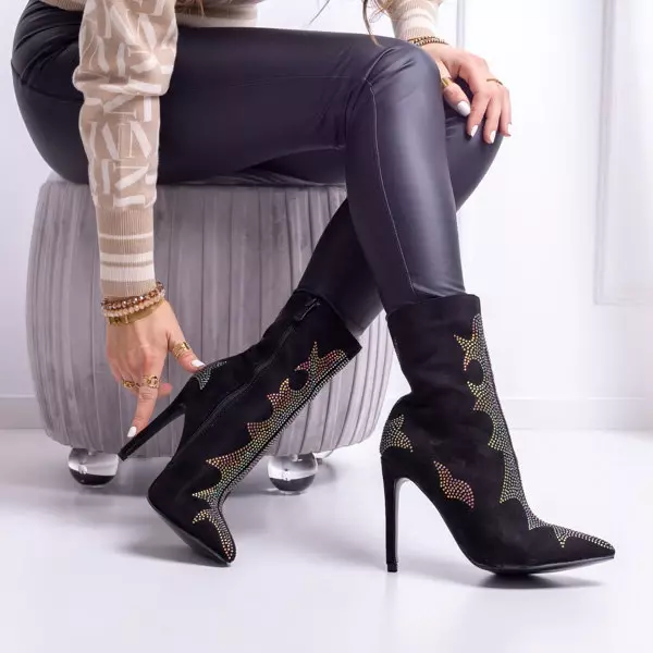 OUTLET Čierne semišové čižmy s ozdobným zvrškom Afis-Footwear