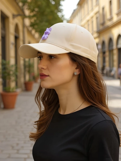 Royalfashion Šiltovka s nášivkou Bunny Chic