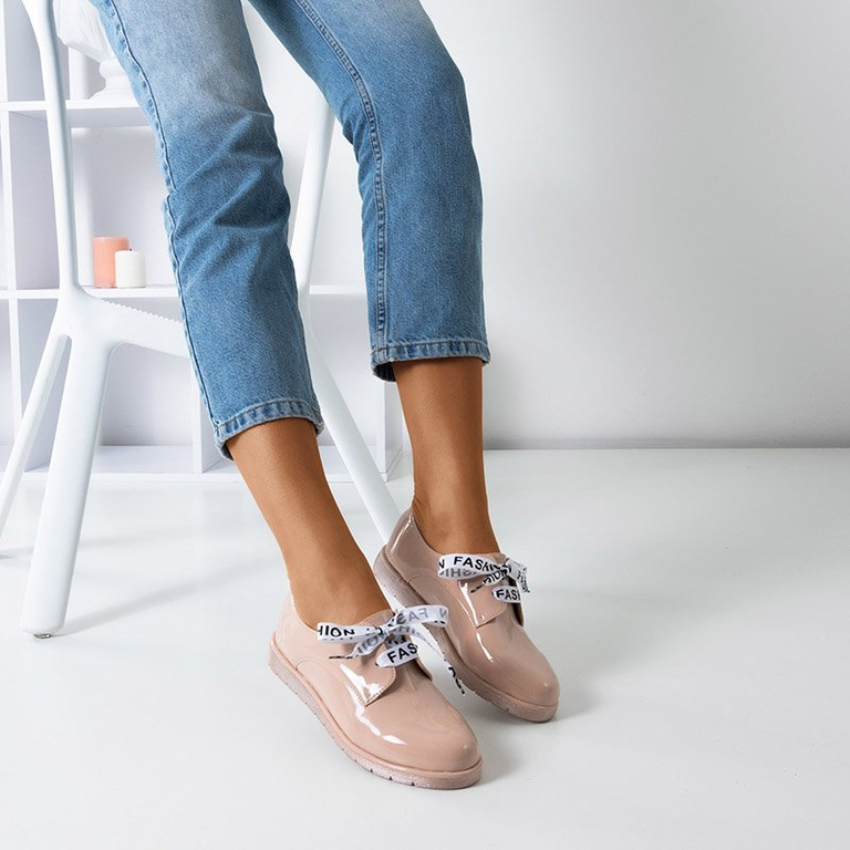 Dámske topánky v práškovej farbe lakované stuhou Ninetti - Obuv