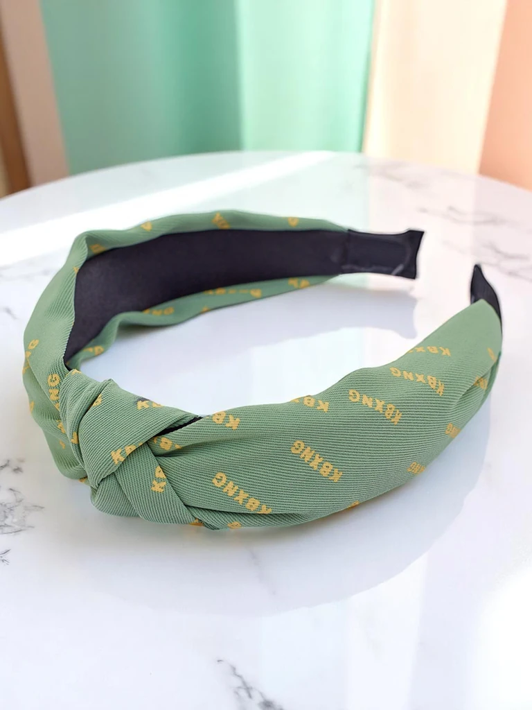 Royalfashion Čelenka s pleteným vzorom Grafity Boom