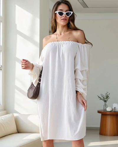 Royalfashion Hladké dámske šaty v španielskom štýle s volánikmi