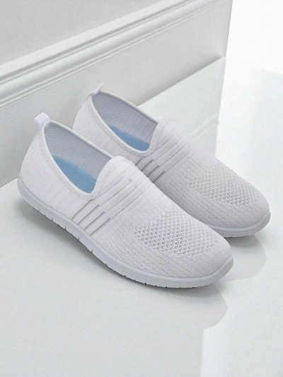 Ženski beli slip-oni iz blaga Callisto – lahki čevlji za pomlad in poletje