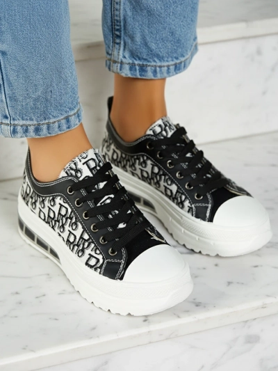Sneakers Livia v Črno-Beli Barvi s Platformo
