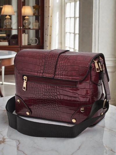 Ženska torbica Cassandra bordo ekološka usnjena