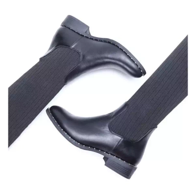 OUTLET Čierne čižmy a'la plochá ponožka Salvia- Topánky