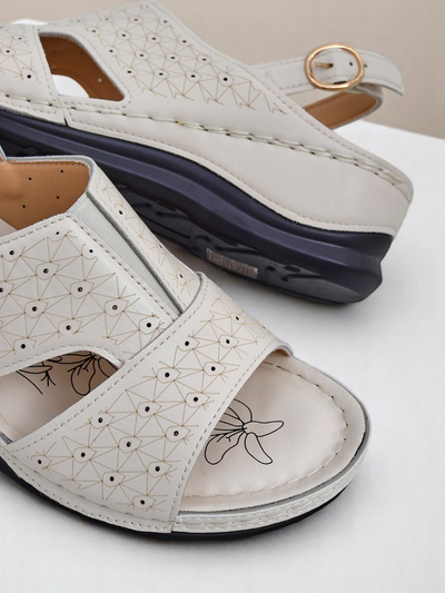 Royalfashion Dámske sandále na nízkom klinovom podpätku Comfort Chic