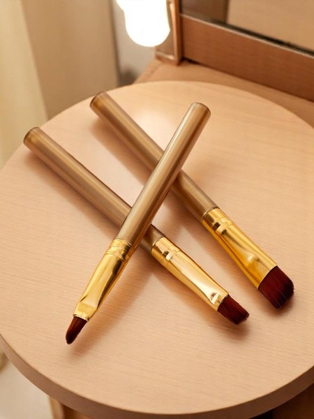 Štetce na líčenie očí