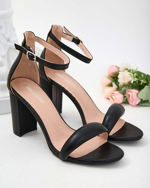 Royalfashion Dámske sandále Leheres Post