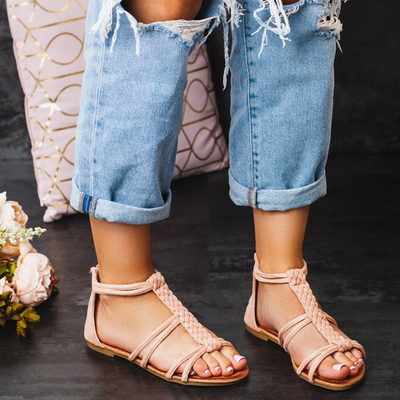 Różowe sandały zapinane na zamek Terecia - Obuwie